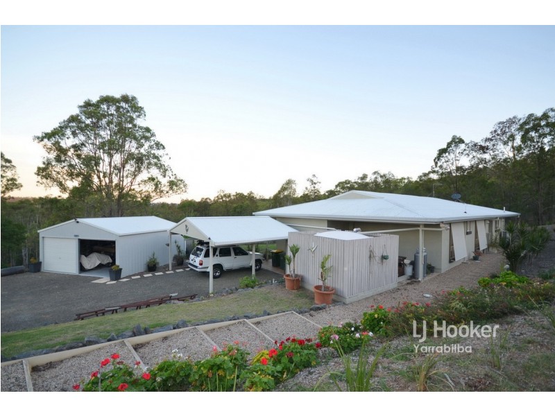 172 – 176 Walker Drive, Kooralbyn QLD 4285