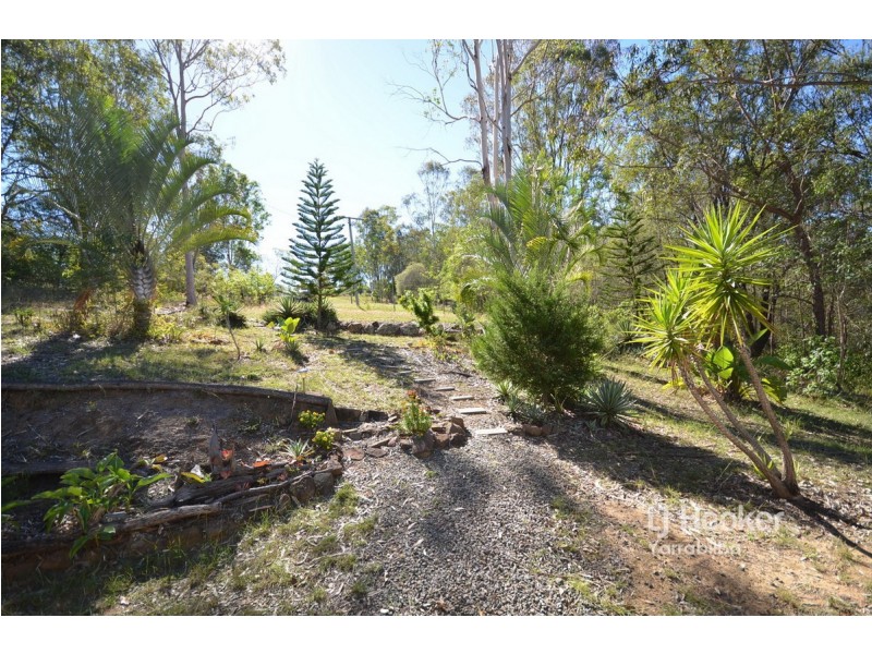 15 Charles Close, Kooralbyn QLD 4285