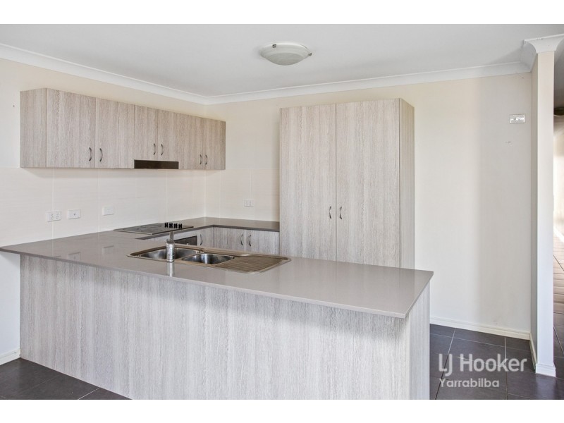 36 Tanzanite Avenue, Logan Reserve QLD 4133