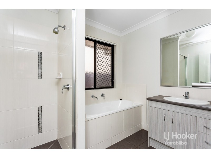 36 Tanzanite Avenue, Logan Reserve QLD 4133