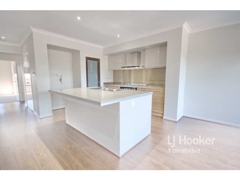 15 Daniels Lane, Yarrabilba QLD 4207