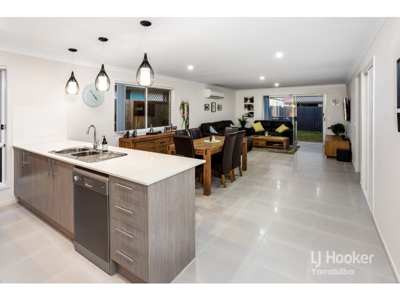 5 Hershey Close, Yarrabilba QLD 4207