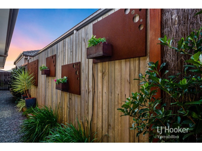 5 Hershey Close, Yarrabilba QLD 4207