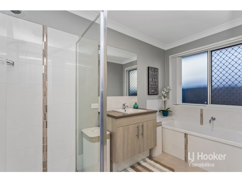 5 Hershey Close, Yarrabilba QLD 4207