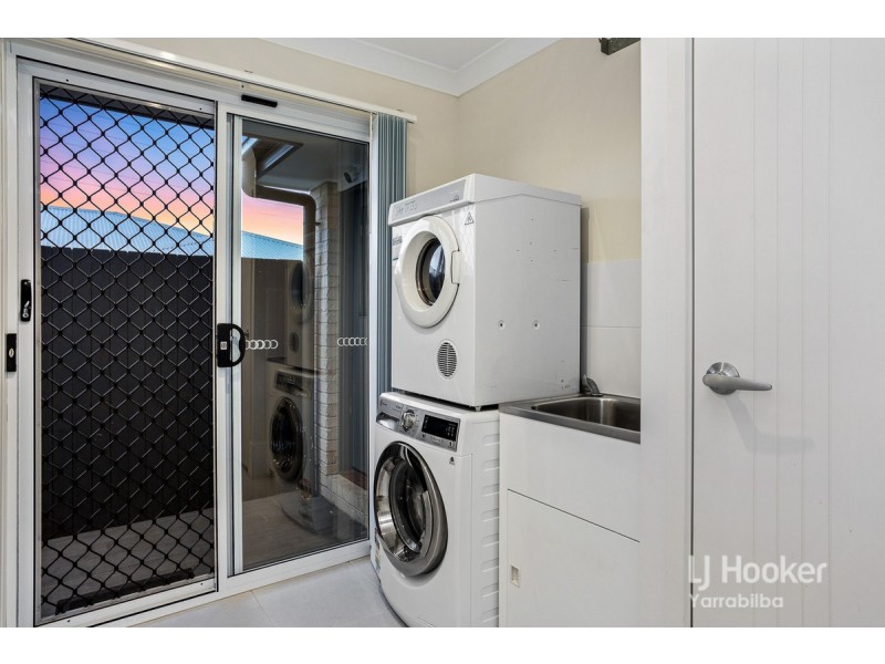 5 Hershey Close, Yarrabilba QLD 4207