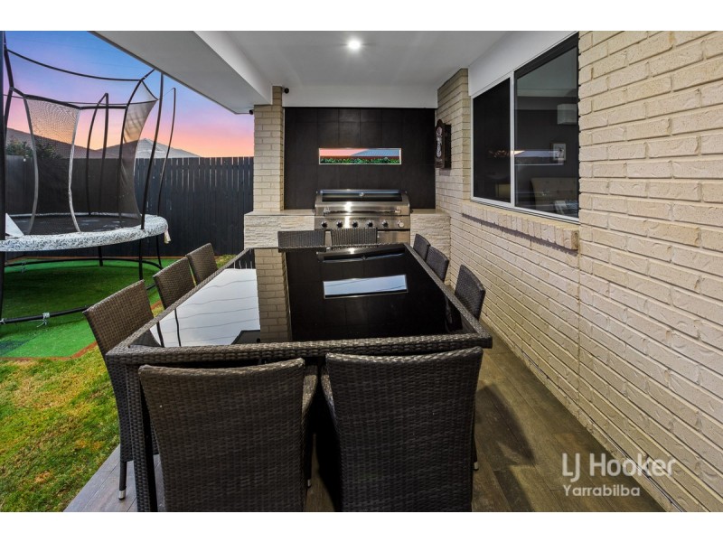 5 Hershey Close, Yarrabilba QLD 4207