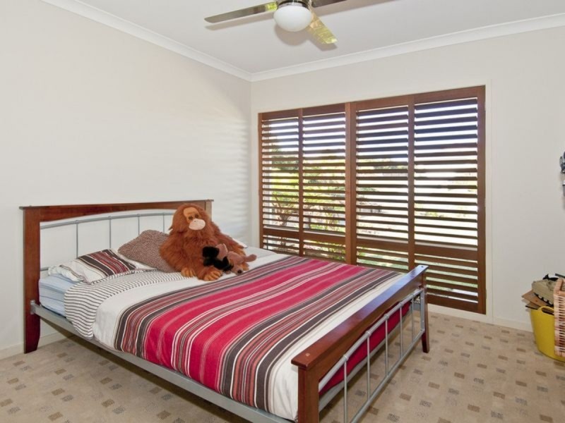 6 Robyn Court, Logan Village QLD 4207