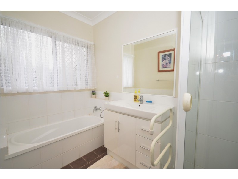 15 Paxton Court, Gleneagle QLD 4285