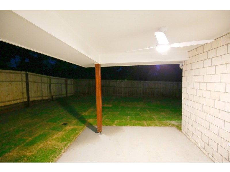 12 Village Court, Logan Village QLD 4207