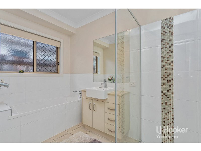 31 Bluestone Drive, Logan Reserve QLD 4133