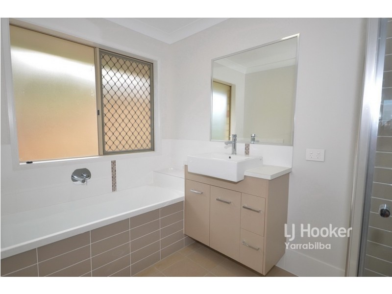 150-154 Boomerang Drive, Kooralbyn QLD 4285
