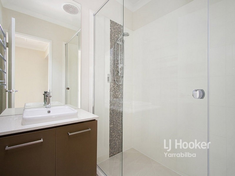 2 Peak Lane, Yarrabilba QLD 4207