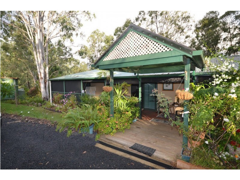 63 Scarvell Place, Kooralbyn QLD 4285