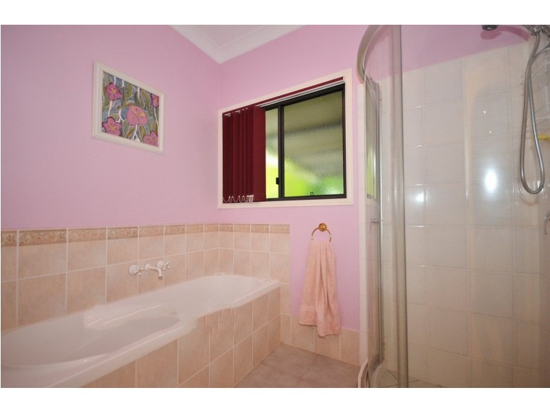63 Scarvell Place, Kooralbyn QLD 4285