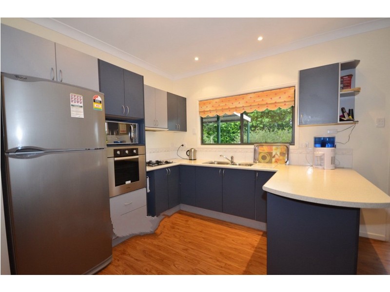 63 Scarvell Place, Kooralbyn QLD 4285