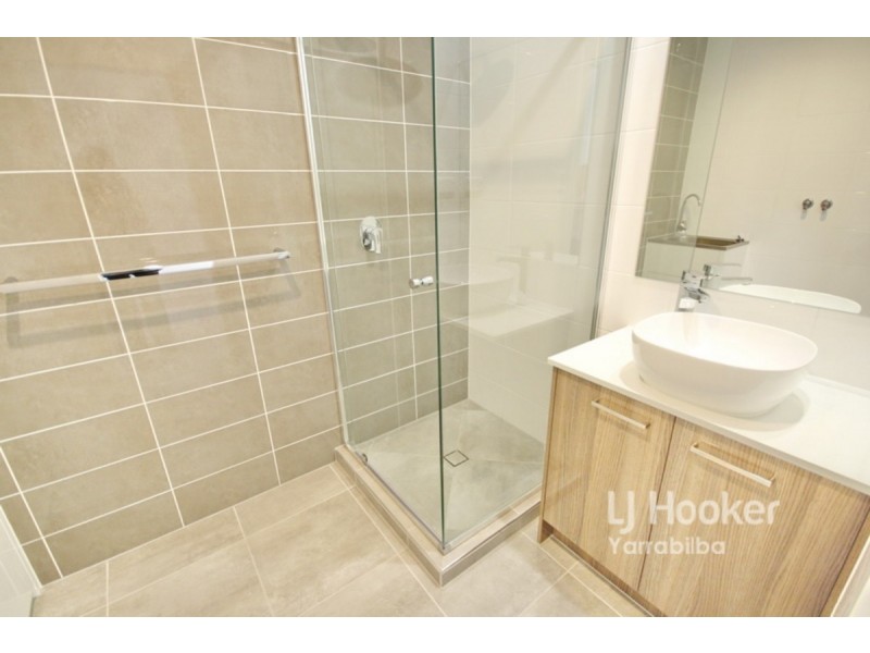2/13 Chandon Court, Hillcrest QLD 4118