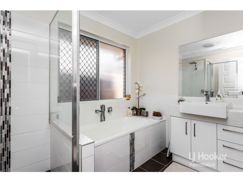 1 Sigwell Street, Yarrabilba QLD 4207