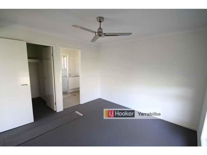 8 Tombay Court, Crestmead QLD 4132