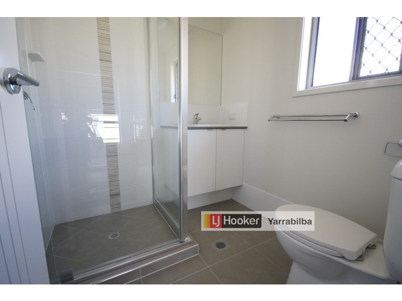 8 Tombay Court, Crestmead QLD 4132