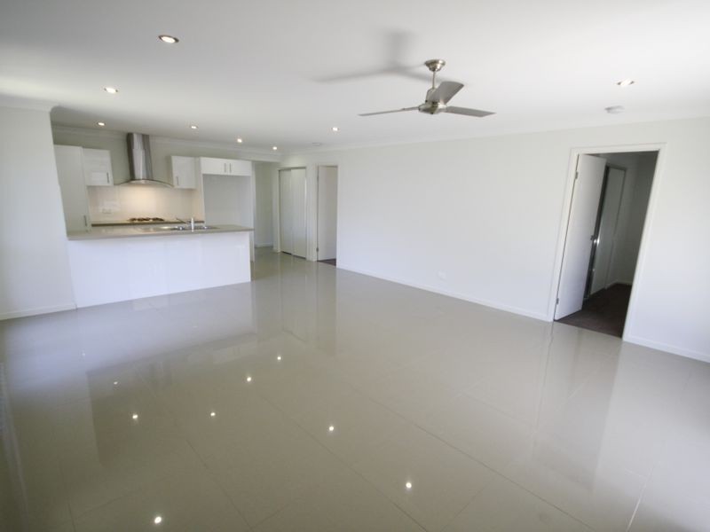13 Bailey Street, Yarrabilba QLD 4207