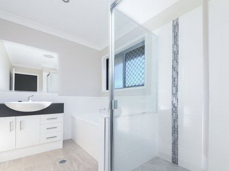 14 Winterpeak Close, Yarrabilba QLD 4207
