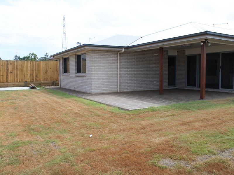 24 Darlington Drive, Alberton QLD 4207