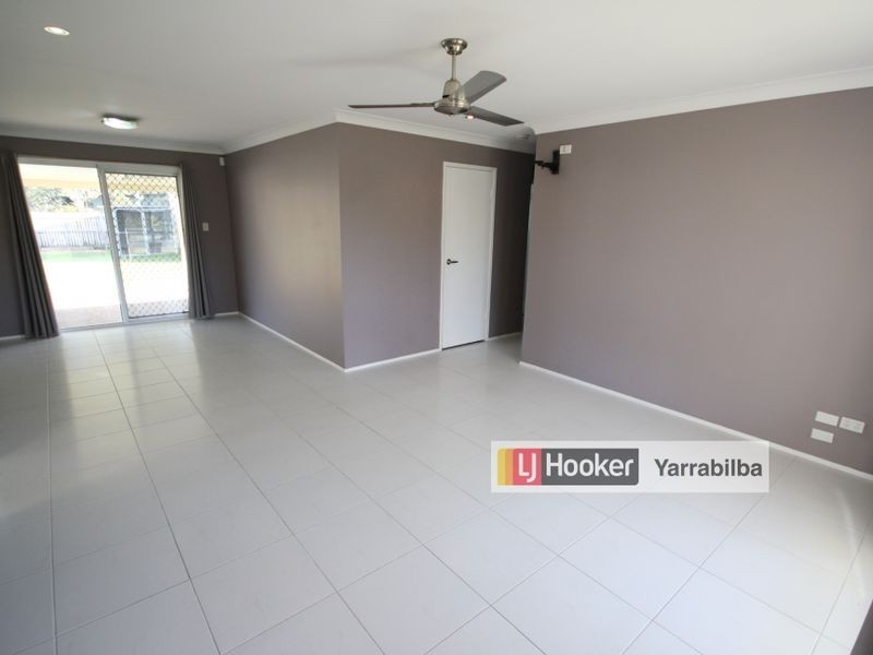 37 Batehaven Street, Loganholme QLD 4129