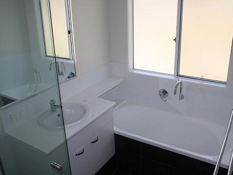 Kooralbyn QLD 4285