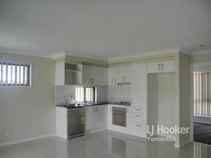 2/5-7 Kensei Street, Wyreema QLD 4352