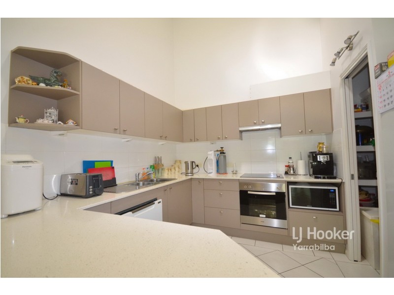 2/27 Yulgibar Close, Kooralbyn QLD 4285