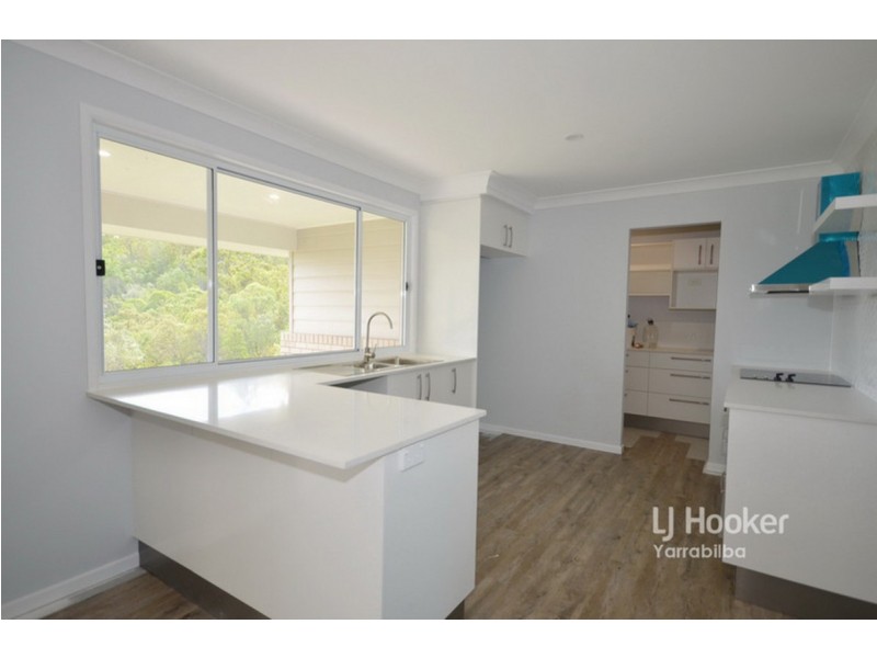 21-23 White Place, Kooralbyn QLD 4285