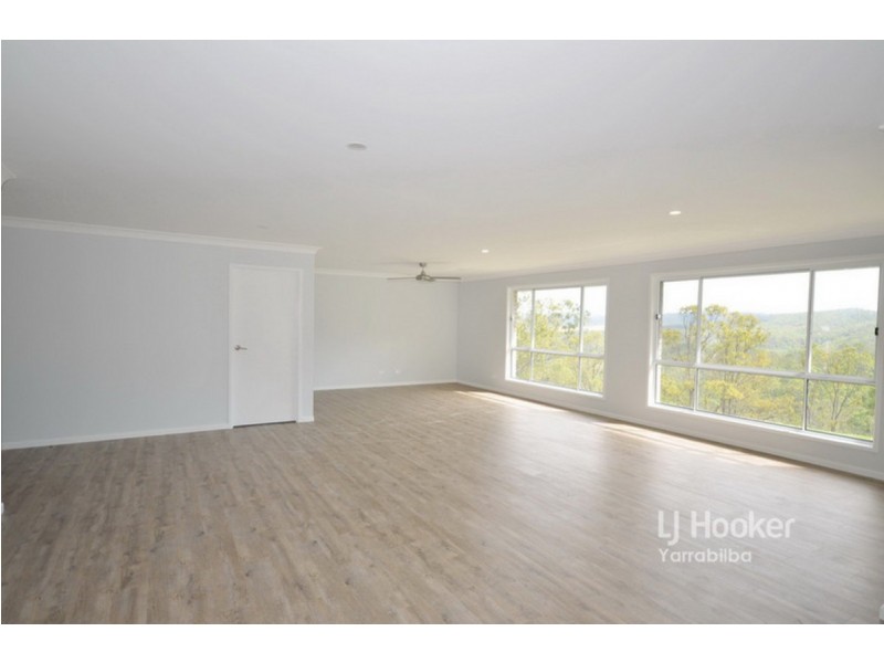 21-23 White Place, Kooralbyn QLD 4285