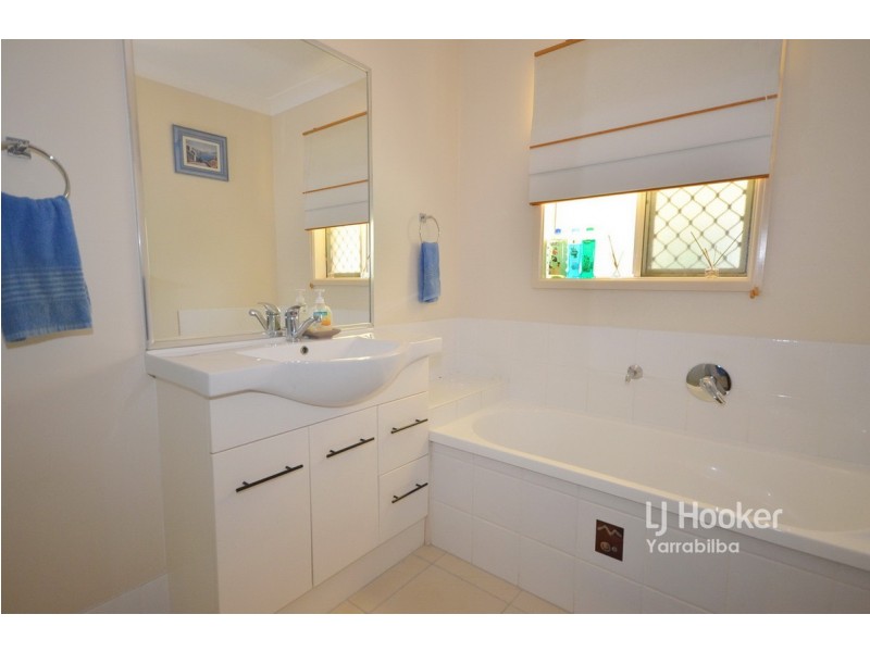 68 Stephens Place, Kooralbyn QLD 4285