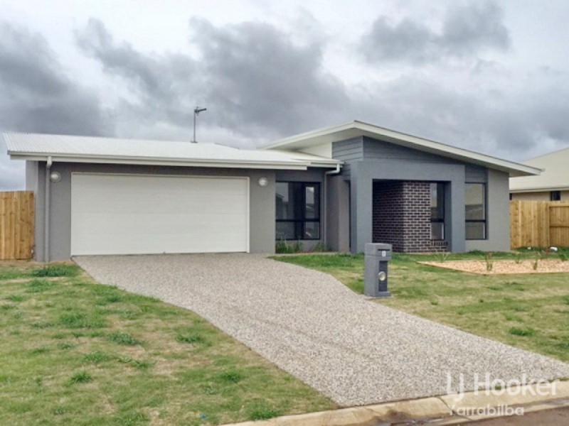 8 Mia Street, Wyreema QLD 4352