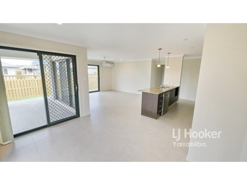 1 Napa Circuit, Holmview QLD 4207