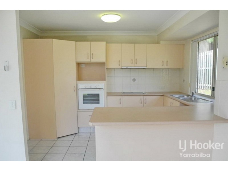 29 Maui Crescent, Oxenford QLD 4210