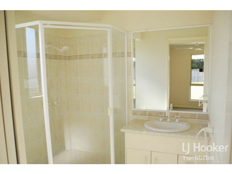 29 Maui Crescent, Oxenford QLD 4210