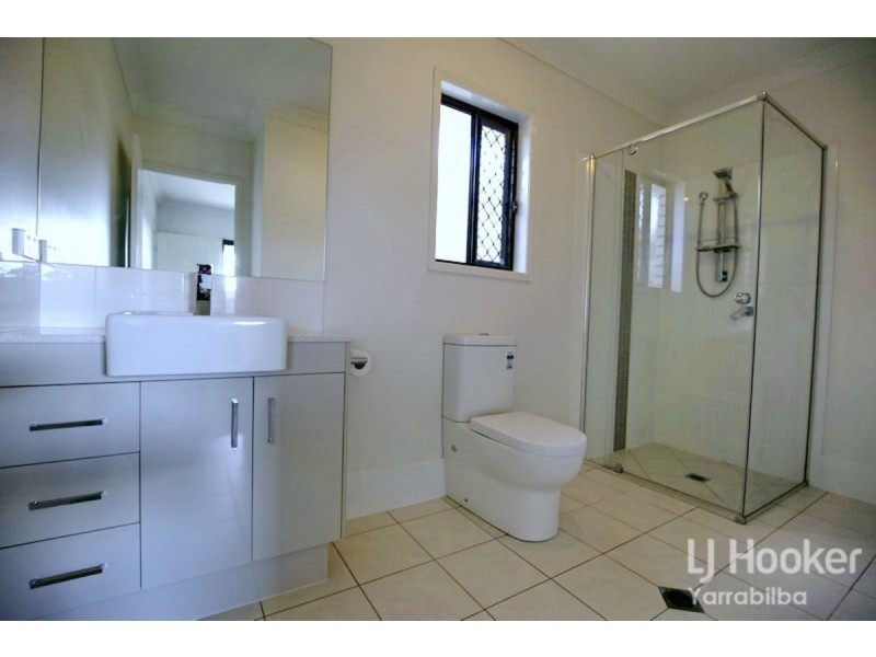 9 Alabaster Drive, Logan Reserve QLD 4133