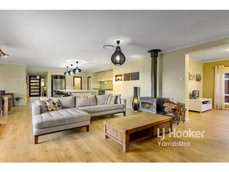 42 Autumnfield Avenue, Yarrabilba QLD 4207