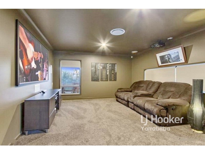 42 Autumnfield Avenue, Yarrabilba QLD 4207