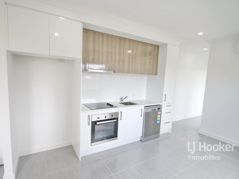 2/10 Diller Drive, Crestmead QLD 4132