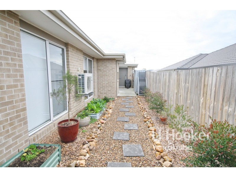 82 Tallwoods Circuit, Yarrabilba QLD 4207