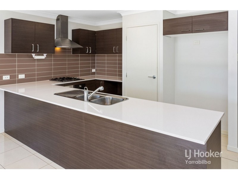 11 Sunstone Court, Logan Reserve QLD 4133