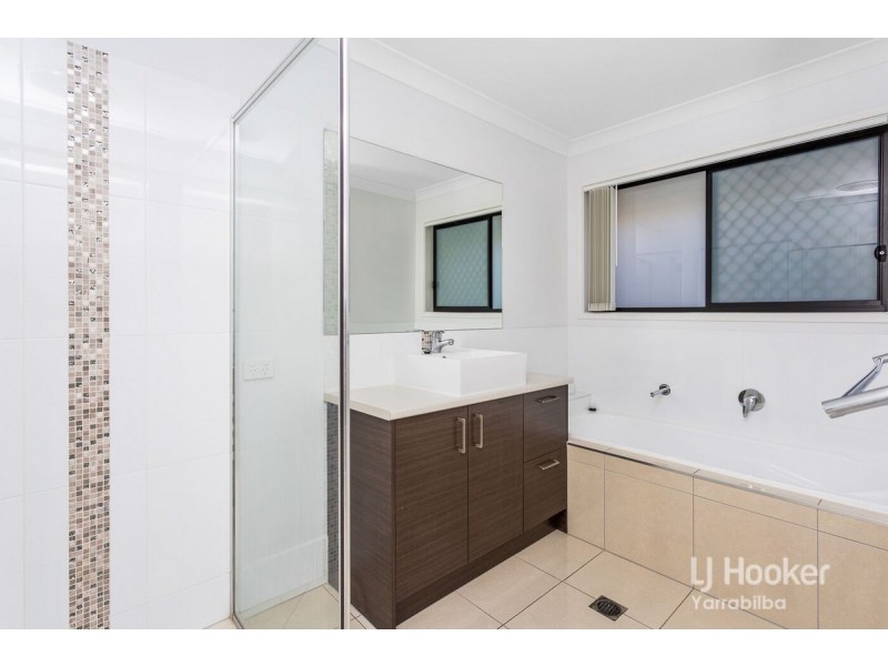 11 Sunstone Court, Logan Reserve QLD 4133