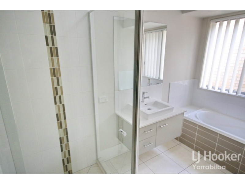 33 Malachite Drive, Logan Reserve QLD 4133