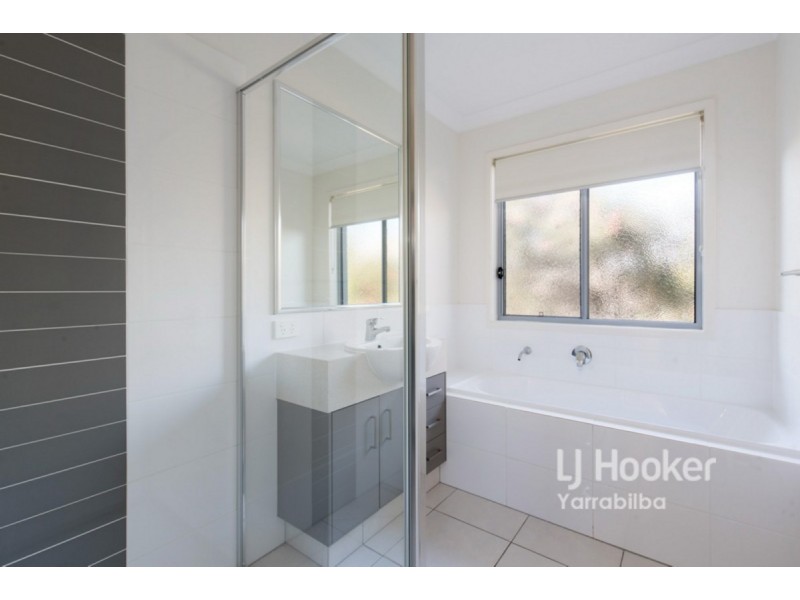 9 Treetops Street, Yarrabilba QLD 4207