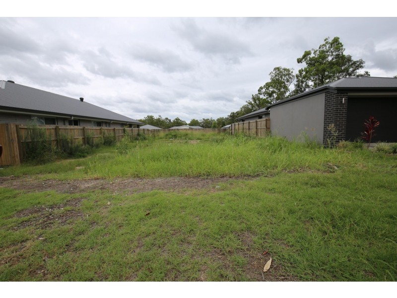 32 Fiennes Road, Logan Reserve QLD 4133