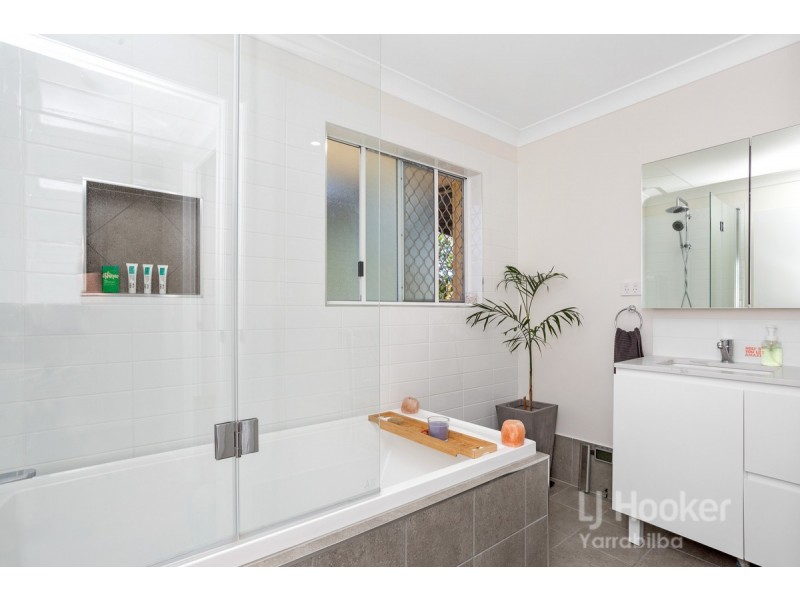 15 Jessie Crescent, Bethania QLD 4205