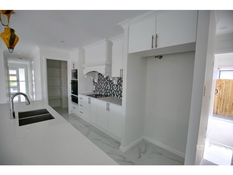 4 Expedition Road, Yarrabilba QLD 4207