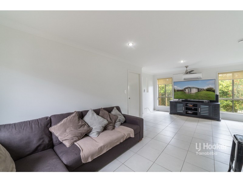 2 MacNab Street, Yarrabilba QLD 4207
